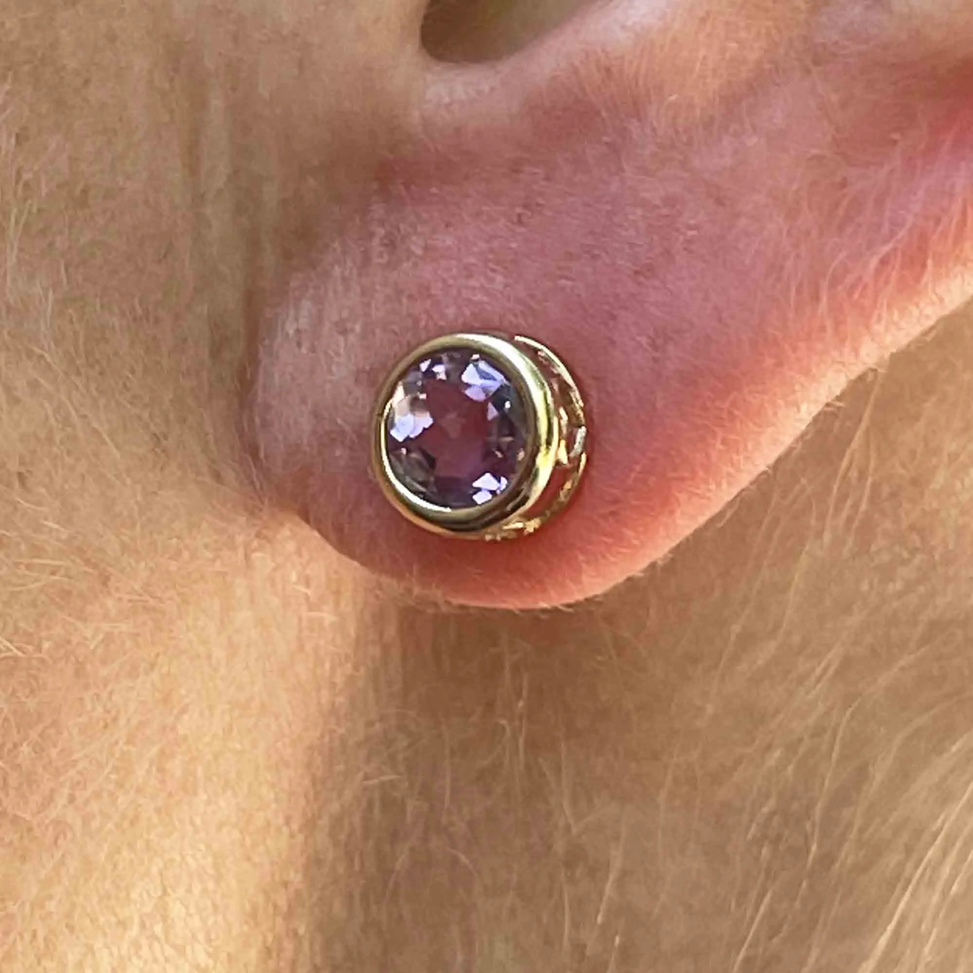 14K Gold Amethyst Heart Stud Earrings