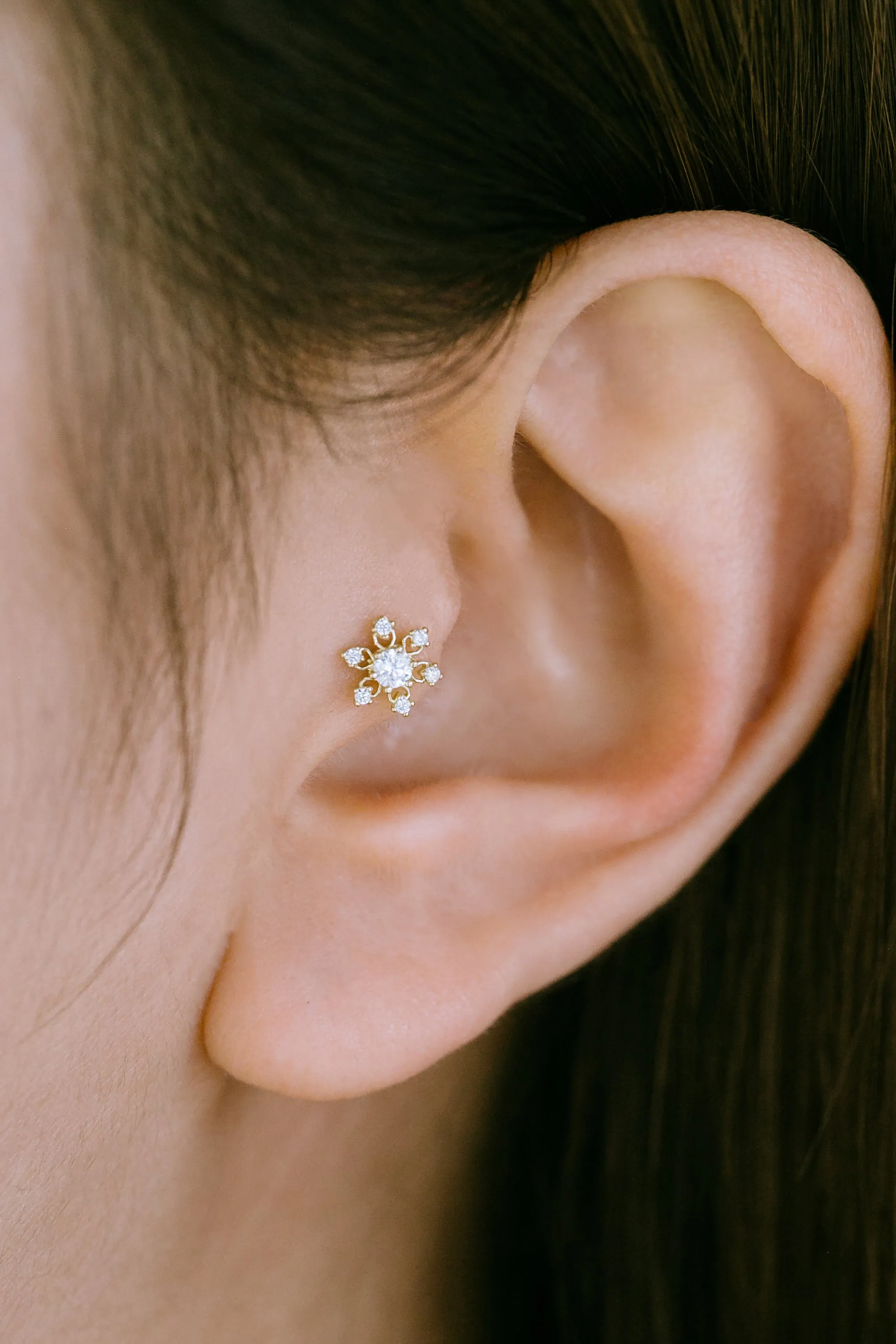 14K Real Gold Delicate Cz Flower Snowflake Forward Helix Cartilage Tragus Inner Conch Ear Stud Post Internally Threaded Earring Labret Jewelry