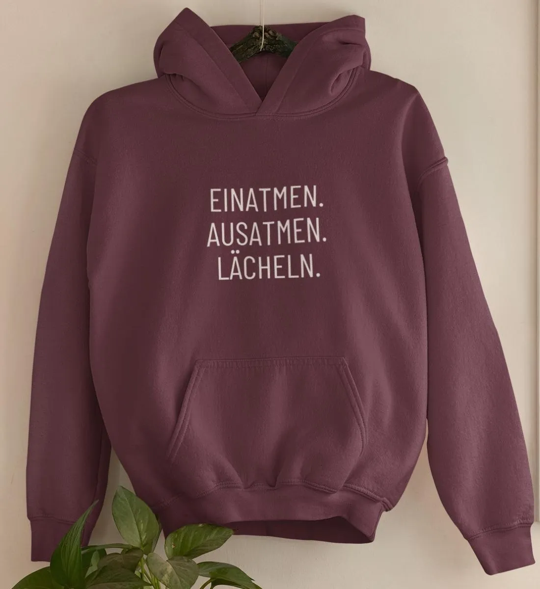 Einatmen. Ausatmen. Lächeln. Bio Hoodie Unisex