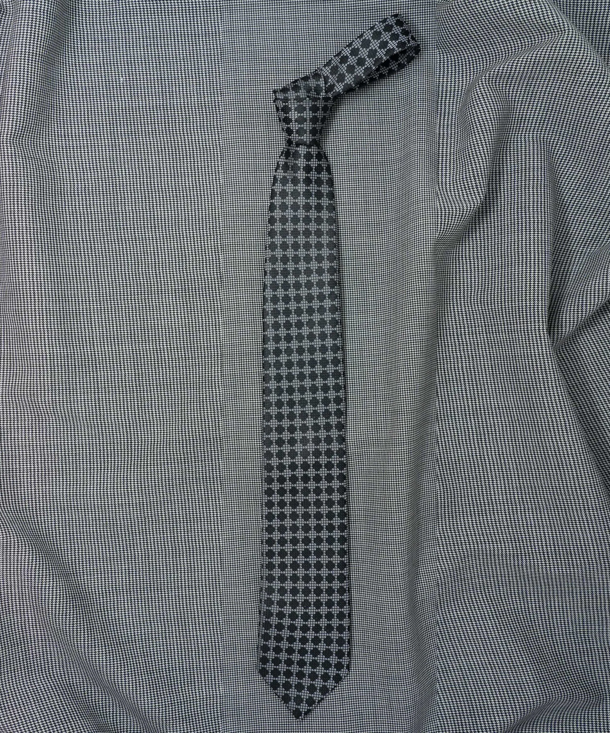 Monochrome Necktie