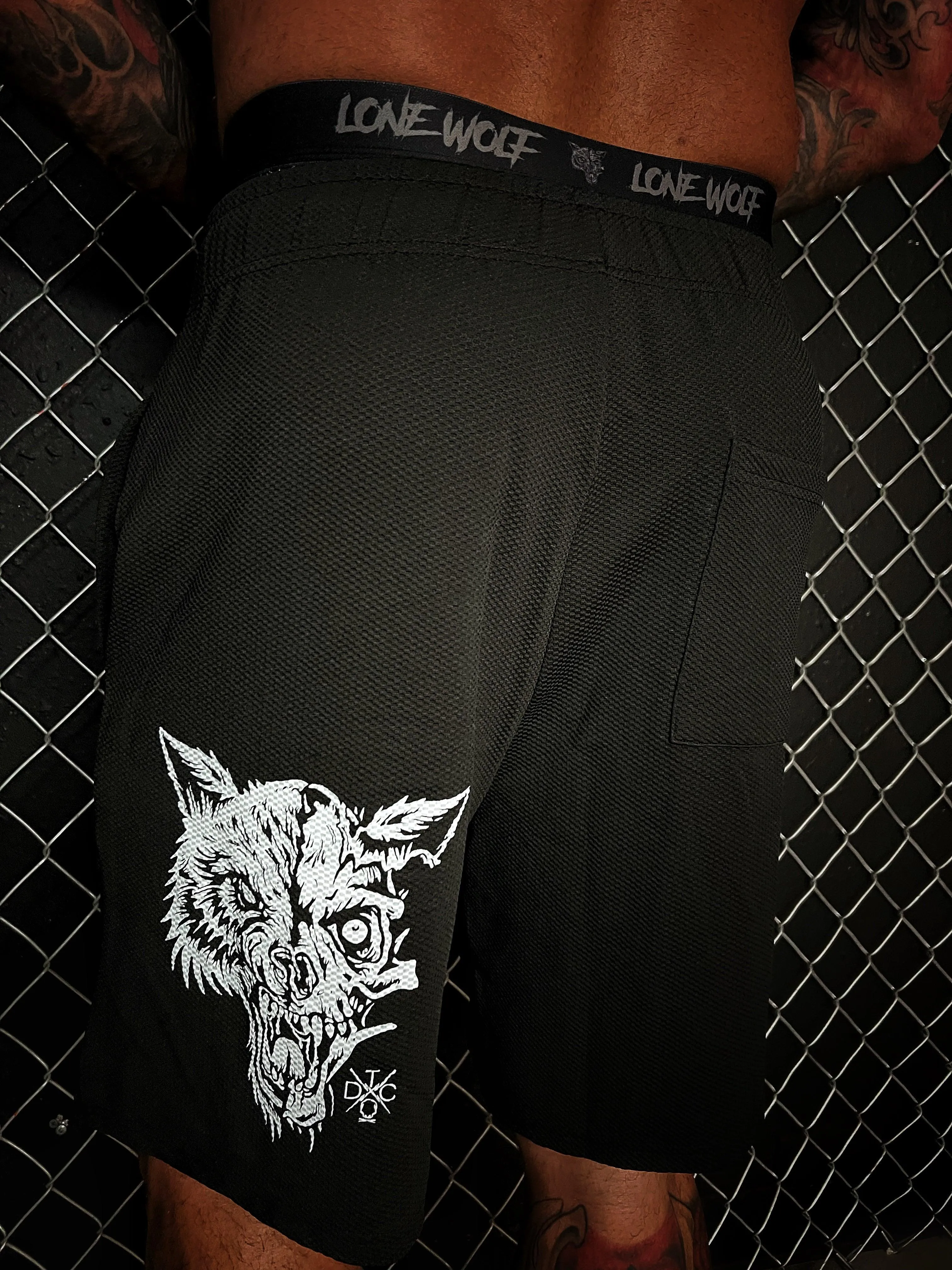 TDC LONE WOLF BASKETBALL SHORTS