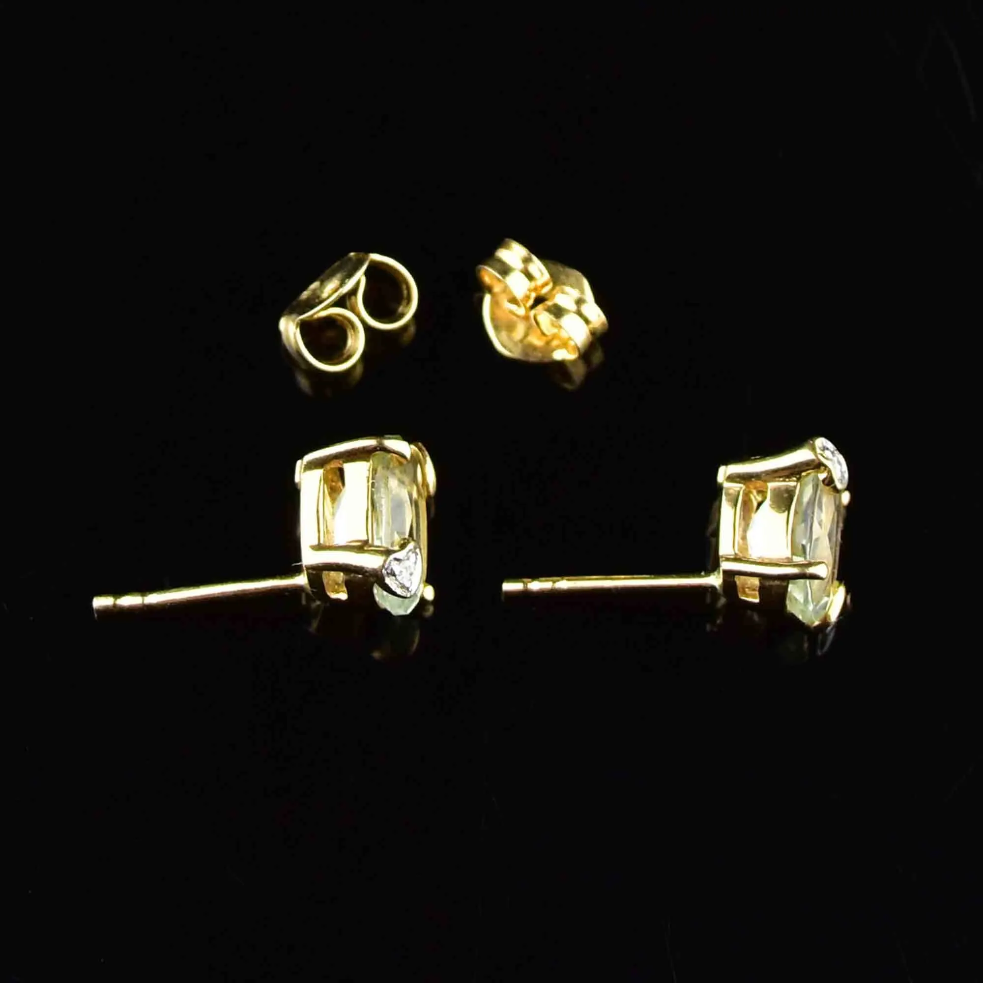 Vintage 14K Gold Diamond Peridot Stud Earrings